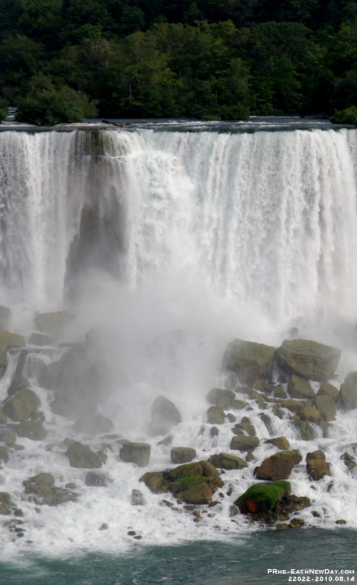 22022CrLe b - Beth - My 100th birthday party - Niagara Falls - Daytime walk by the Falls